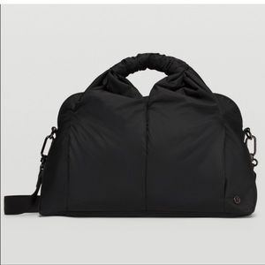 Lululemon Twist Handle Gym Bag (14L)